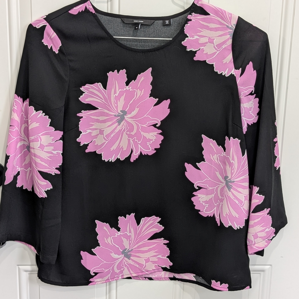 3/$20 Vero Moda Pink and Black Boxy Blouse with 3/4 Sleeves